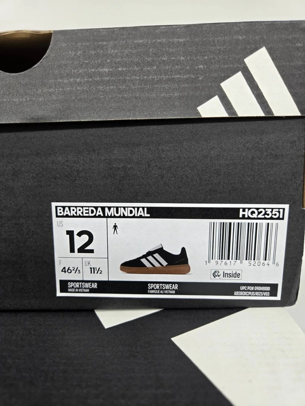 adidas Men's Barreda Mundial HQ2351 Black White Gum Shoes Size 12 New